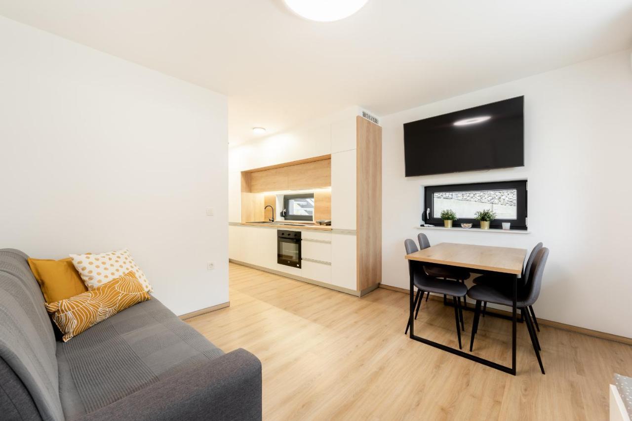 Apartments Gros Radece エクステリア 写真
